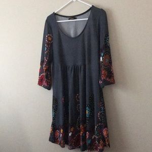 Gray three-quarter sleeve tunic/dress